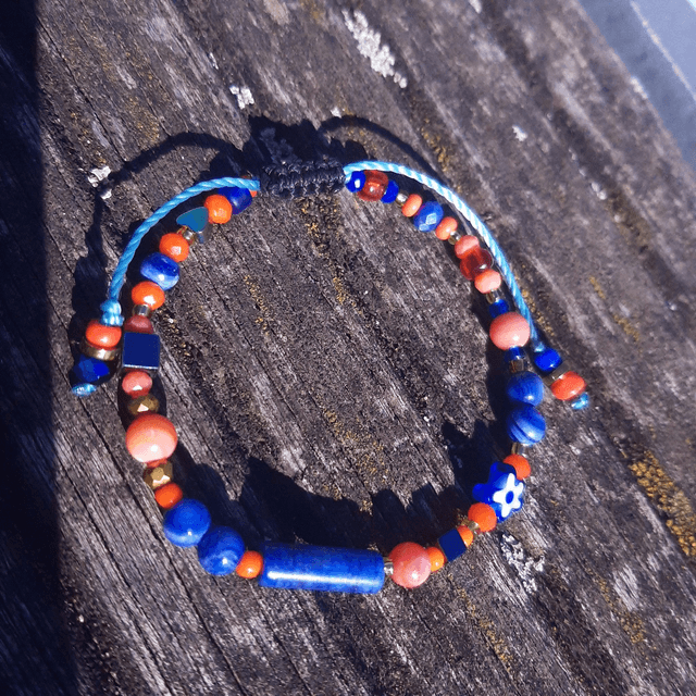 Bracelet Femme Saumon-Bleu Intense en Lapis Lazuli, nacre bleu, saumon intense sur nœud coulissant