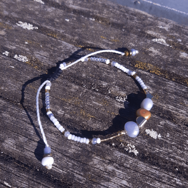 Bracelet Femme Intense-Doré-Gris irisant en perles de culture, perles Miyuki, Toho sur nœud coulissant 