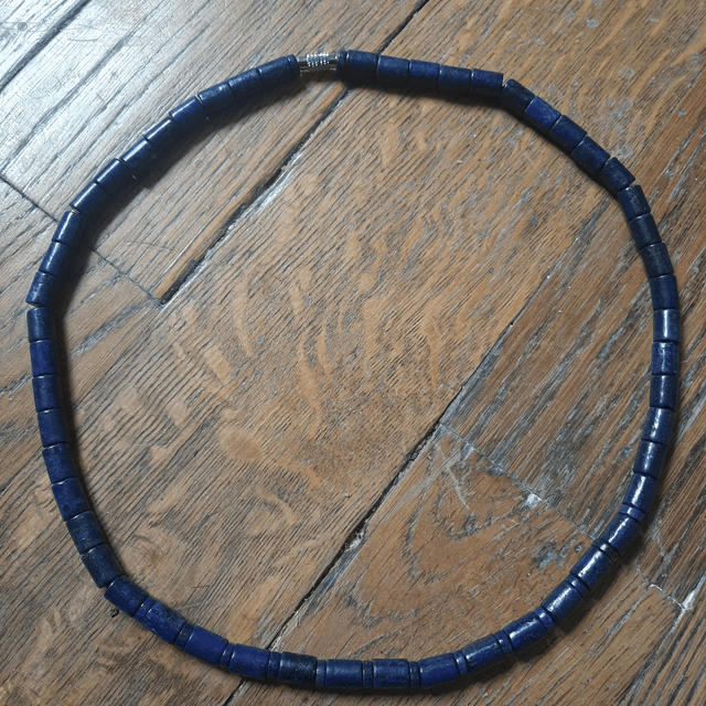 Collar de hombre Superb en gema de tubo de lapislázuli